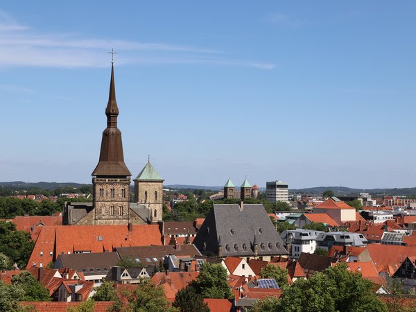 Panorama Stadt Osnabrück mit Rathaus und Marienkirche