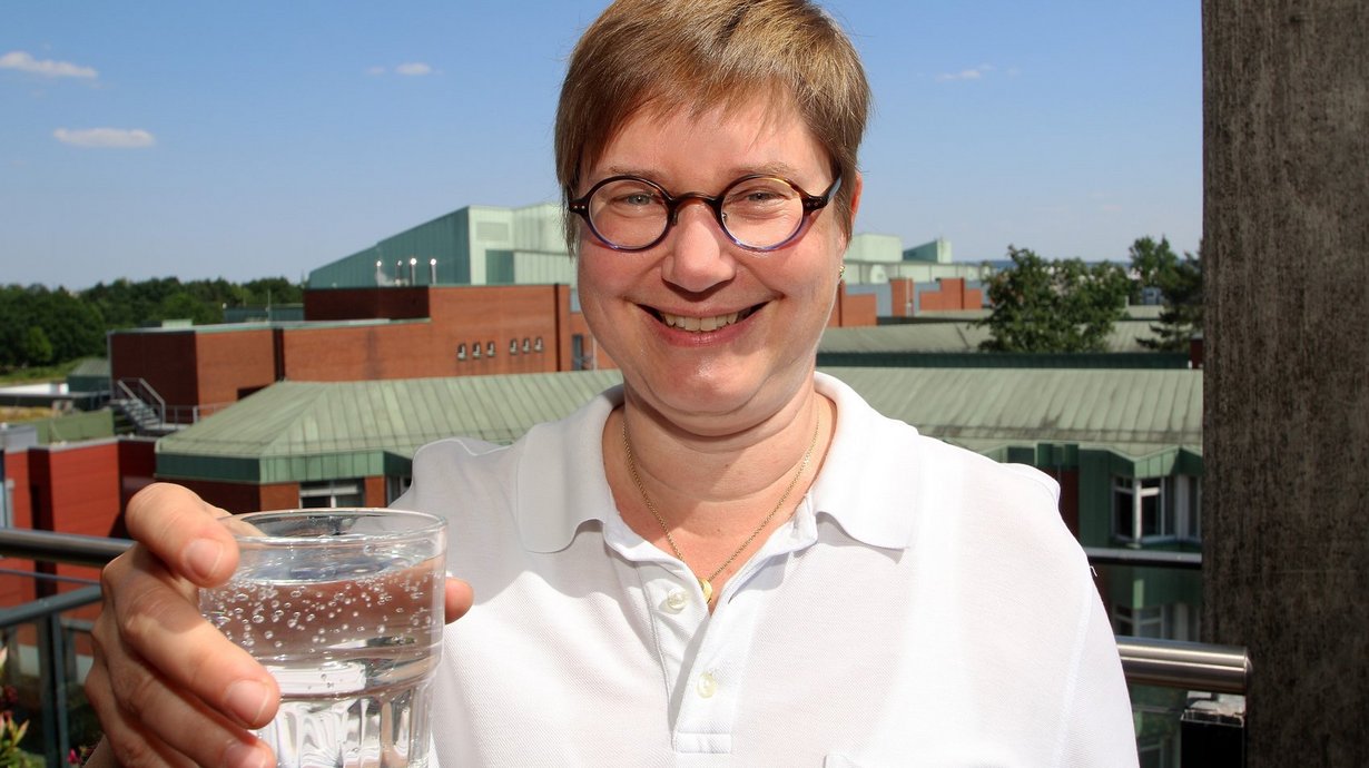 Viel trinken bei Hitze: Dr. Anja Kwetkat, Chefärztin der Klink für Geriatrie und Palliativmedizin am Klinikum Osnabrück.